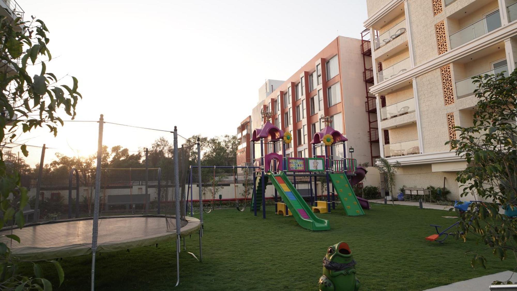 Antique Regency Hotel Digha  Exterior photo