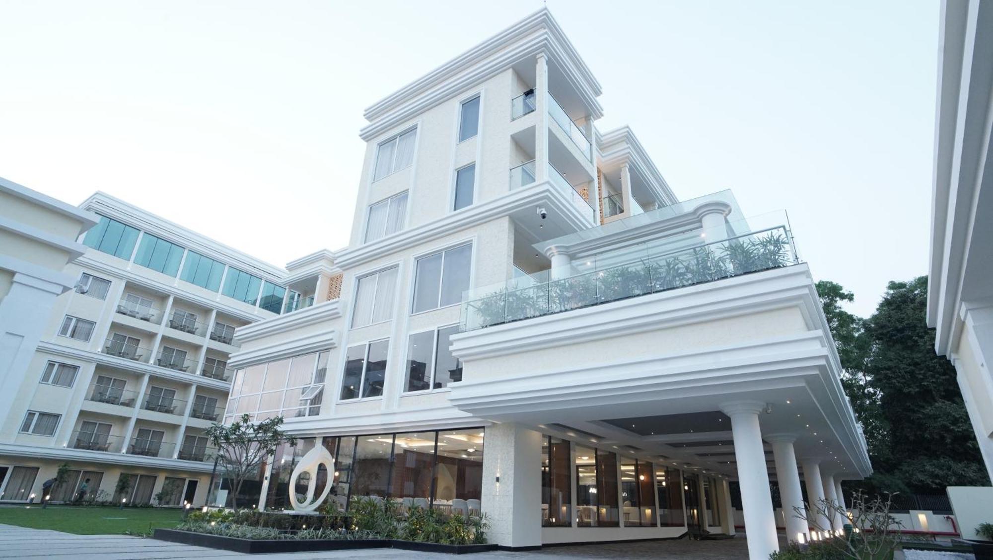 Antique Regency Hotel Digha  Exterior photo