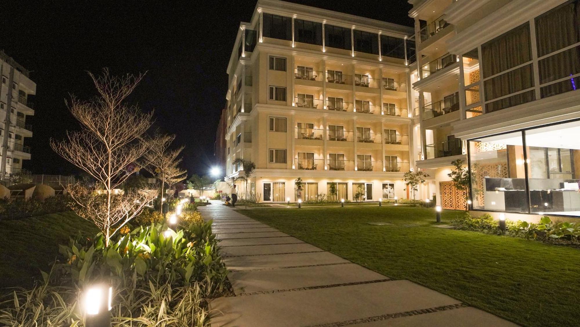 Antique Regency Hotel Digha  Exterior photo